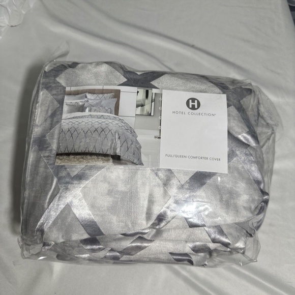 NIB $335 [ Full / Queen ] Duvet Cover for Hotel Collection Dimensional‎ - Picture 8 of 13